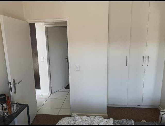 1 BEDROOM PROPERTY TO RENT IN FOURWAYS